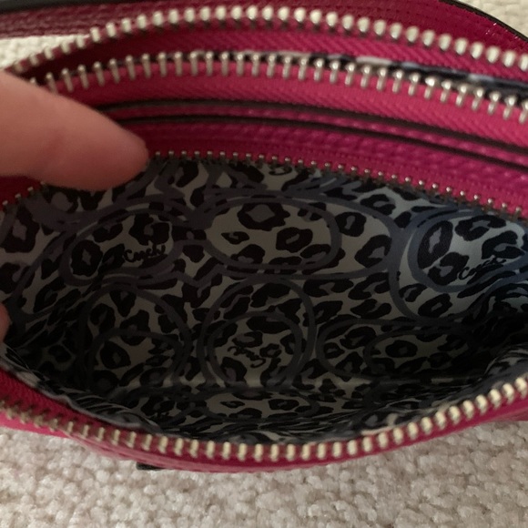 Coach Poppy large wristlet - Picture 3 of 5